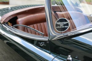 Image 2/31 of Jaguar XK 150 3.4 S OTS (1958)