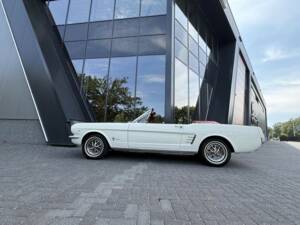 Image 18/50 de Ford Mustang 390 GTA (1966)