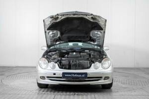 Bild 43/50 von Mercedes-Benz E 200 Kompressor T (2003)