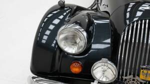 Image 10/15 of Morgan Plus 8 Inj. (1987)
