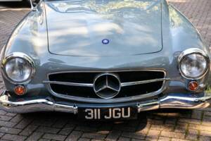 Image 34/46 of Mercedes-Benz 190 SL (1960)