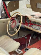 Afbeelding 13/37 van Mercedes-Benz 230 SL (1964)