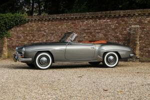Image 12/50 of Mercedes-Benz 190 SL (1960)