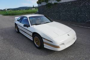 Afbeelding 13/70 van Pontiac Fiero GT (1988)