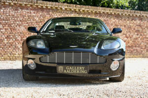 Image 5/50 de Aston Martin V12 Vanquish (2002)