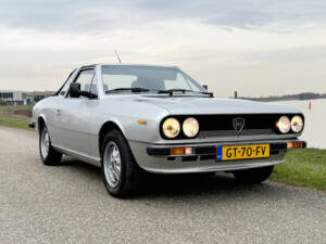 Image 1/6 of Lancia Beta Spider 2000 (1981)