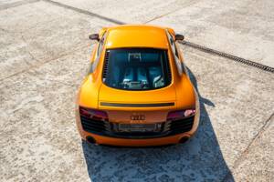 Image 5/36 of Audi R8 V10 (2013)