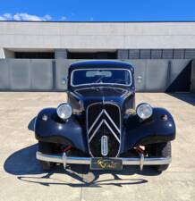 Image 17/47 of Citroën Traction Avant 11 B (1955)