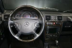 Imagen 19/50 de Mercedes-Benz G 500 (SWB) (2006)