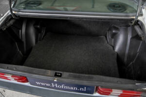 Image 40/50 de Mercedes-Benz 190 D (1986)