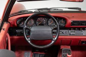 Bild 29/34 von Porsche 911 Carrera 4 (1991)