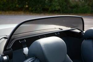 Image 44/50 de Mercedes-Benz SL 500 (2003)