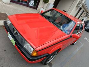 Image 25/42 of Alfa Romeo 75 1.8 (1991)