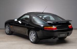 Image 11/43 of Porsche 928 GT (1991)