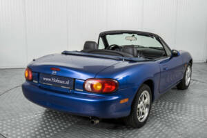 Imagen 30/50 de Mazda MX-5 1.8 (1999)
