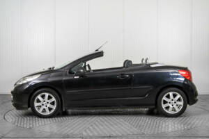 Bild 9/50 von Peugeot 207 CC 1.6 VTi (2009)