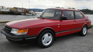 Bild 4/8 von Saab 900 SE 2.0i 16V (1990)