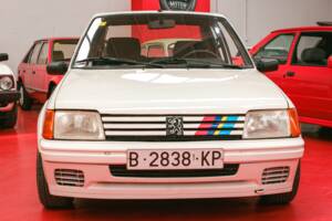 Imagen 5/47 de Peugeot 205 Rallye 1.3 (1989)