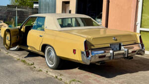 Imagen 2/5 de Imperial Le Baron Hardtop Coupé (1973)
