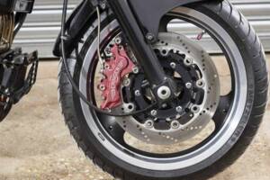 Image 15/37 of Triumph Speed Triple (1995)