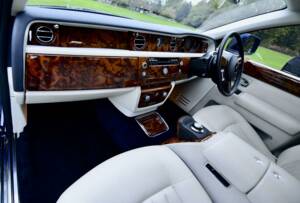Image 47/50 of Rolls-Royce Phantom VII (2009)