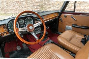 Imagen 39/50 de Alfa Romeo Giulia Nuova Super 1600 (1971)