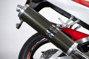 Bild 33/50 von Yamaha YZF 1000 R1 (1998)