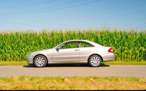 Image 4/49 of Mercedes-Benz CLK 280 (2006)