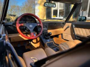 Image 36/100 de Alfa Romeo 2.0 Spider (1993)