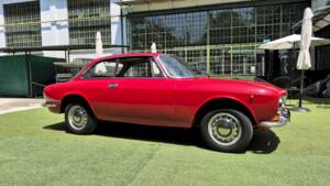 Afbeelding 10/63 van Alfa Romeo Giulia GT 1300 Junior (1971)