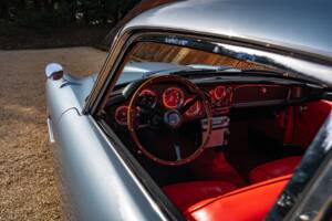 Afbeelding 34/46 van Aston Martin DB 4 (1962)
