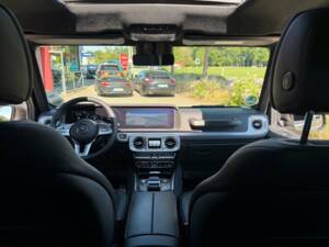 Image 23/28 de Mercedes-Benz G 500 (LWB) (2019)