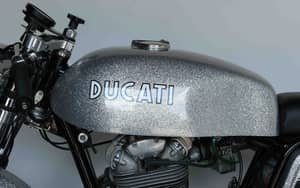 Image 23/64 of Ducati 350 Desmo (1971)