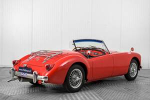 Image 2/50 de MG MGA 1500 (1959)
