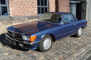 Image 20/43 of Mercedes-Benz 300 SL (1989)