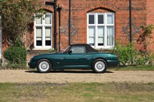 Bild 14/50 von MG RV8 (1995)