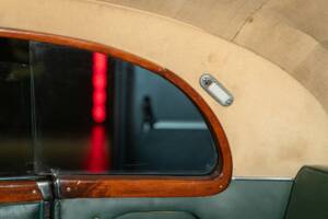 Image 44/50 of FIAT 1100 Ghia (1947)