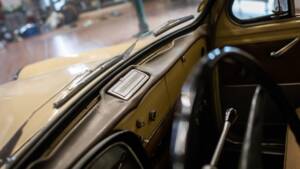 Image 18/20 of Steyr-Puch 1100 (1960)