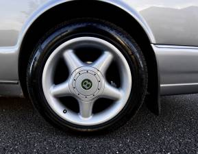 Afbeelding 32/39 van Bentley Continental R (1998)