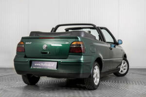 Image 46/50 de Volkswagen Golf III Cabrio 1.8 (1998)