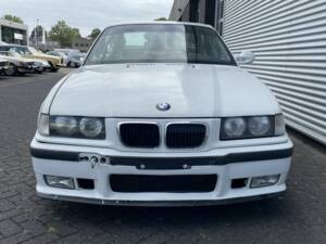 Image 3/8 de BMW 320i (1996)