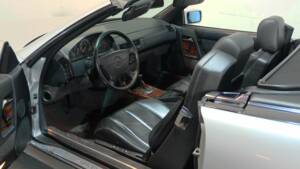 Image 5/51 of Mercedes-Benz 500 SL (1992)