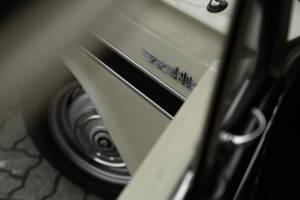 Immagine 15/36 di Vauxhall Victor (1964)