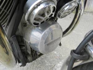 Image 20/45 of Moto Guzzi V7 Sport (1973)