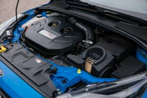 Image 16/32 of Ford Focus RS (2018)