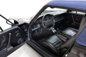 Bild 10/30 von Porsche 911 Carrera 4 (1990)