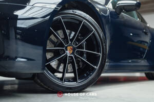 Image 15/50 of Porsche 911 Carrera 4S &quot;Belgian Legend Edition&quot; (2020)