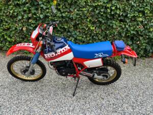 Immagine 2/23 di Honda XL 600 R (1984)