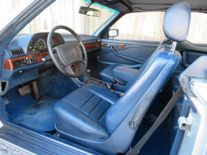 Bild 4/18 von Mercedes-Benz 380 SEC (1982)