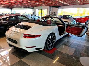 Immagine 4/19 di Porsche 911 Carrera (2016)